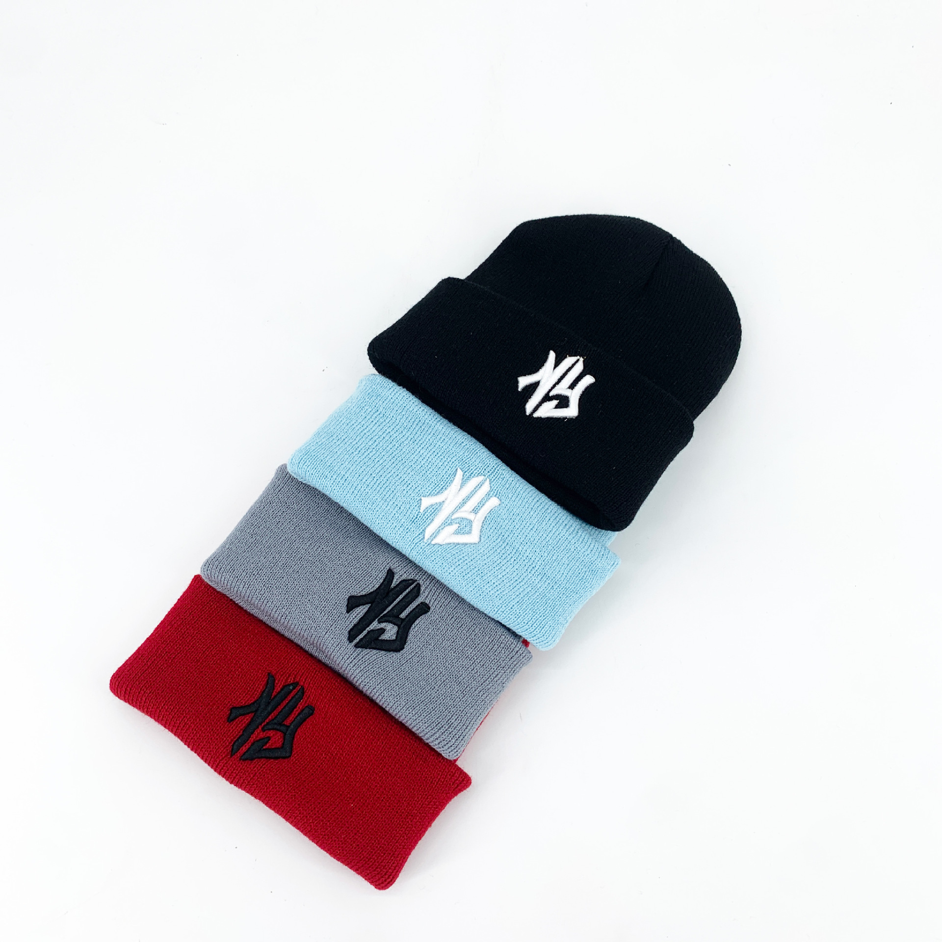 Вязаная шапка с манжетами, теп – обзор и цена Beanie Cuffed Knit